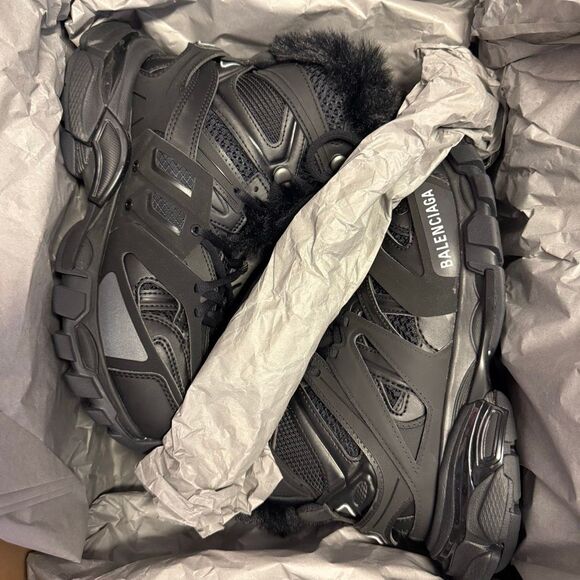 BALENCIAGA TRACK HIKE FAUX FUR-LINED SNEAKERS 'BLACK' - Picture 10 of 12